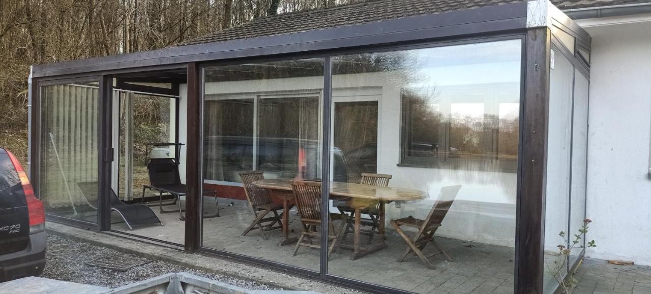 Deux Etangs Poissonneux Au Milieu Des Bois Avec Gite Moderne, La Halte Des Deux Lacs Rosée Exterior foto